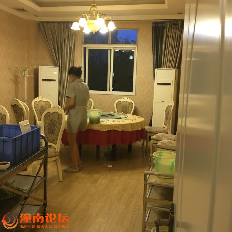 mM84DUdI59r9.jpg