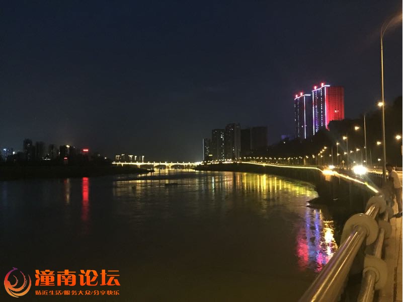 5g8C562HZ5a8.jpg