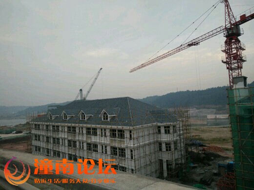 YmB3b39AIim3.jpg