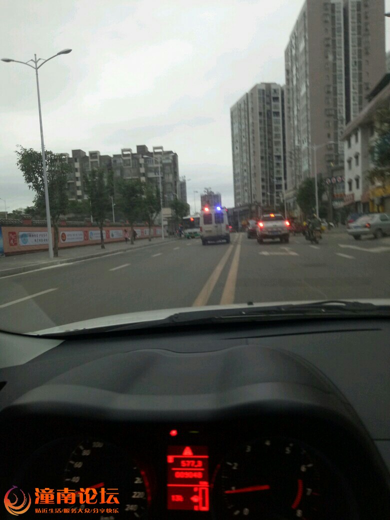 Zu1iAXq66410.jpg