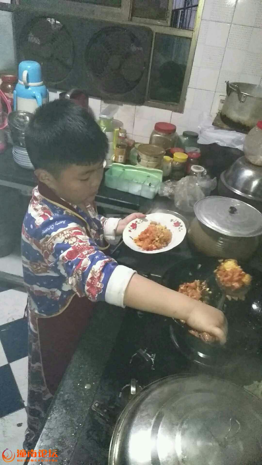 BBhgbEdsR8DU.jpg