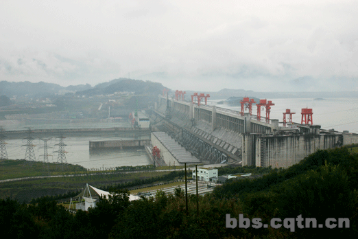 三峡大坝