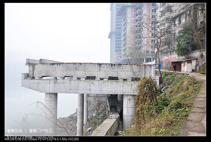 到头的滨江路